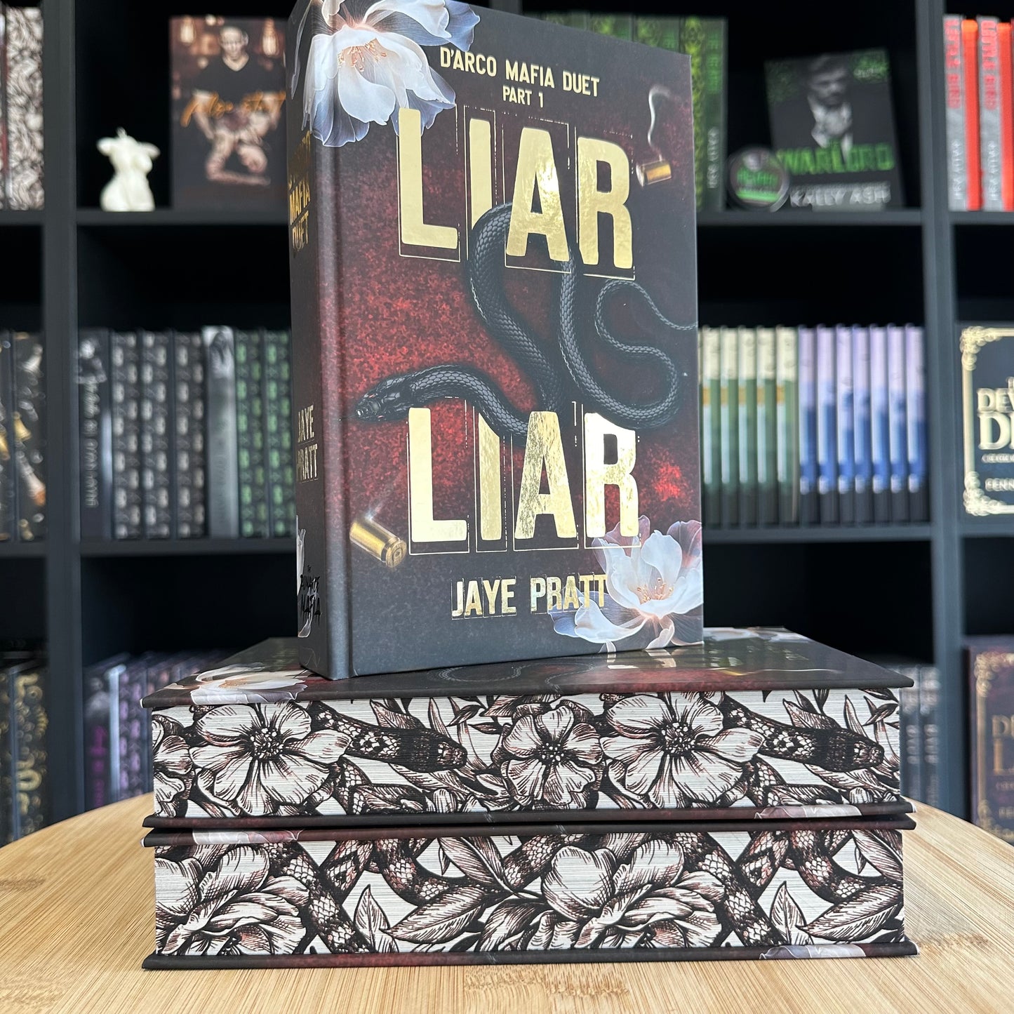 EXCLUSIVE COVER: Liar Liar (D'Arco Mafia Omnibus)